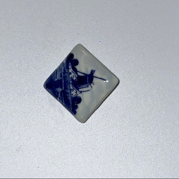 Delfts Holland Ceramic Windmill Brooch Pin Vintage 1” Square - Picture 6 of 9